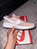 WMNS NIKE WAFFLE DEBUT SIZE 6.5